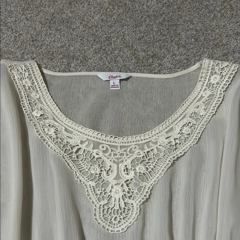 Candie's Cream Cap Sleeve Embellished Blouse - Picture 3 of 4